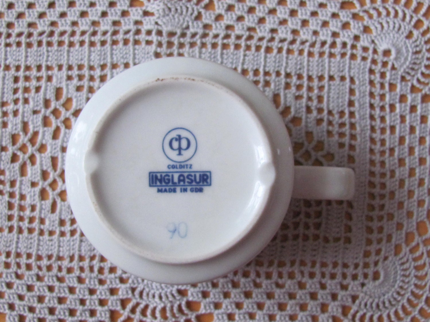 Pair of Cups, Inglasur Colditz Porzellan Coffee Cups Made in East