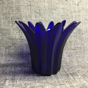 Sintage cobalt blue glass votive candle holder or vase; Flower shape tealight holder H4.5&quot;/ 12cm