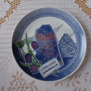 Ravn Porslin Engelholm Swedish Vintage Plate &quot;UPPLAND Kungsängslilja&quot; 19.5 cm Porcelain wall plate