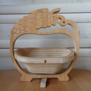 Vintage Basket; Collapsible Plywood Basket; Bread / Fruit Basket; Wooden Basket; Easter Decoration; Vintage Kitchen Decor, Home Decor