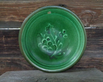 Swedish vintage ceramic bowl; Nittsjo Sweden green hand painted bowl dia 8"/ 21cm; Studio pottery