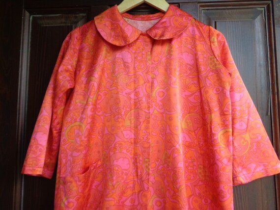 True 60s Vintage Robe; Vivid Pink Red Orange Robe… - image 5