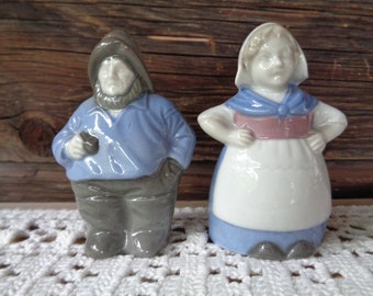 Porcelain Figurines Fisherman & Wife H ~3"/ 8cm