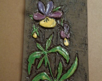 Swedish vintage pottery Atelie Ninnie Keramik Wall Plaque H8" Relief Tile featuring Wild Pansy, Studio pottery