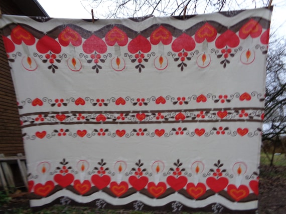 スウェーデン製ヴィンテージクリスマステーブルクロス ハートと