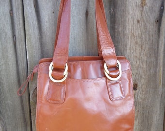 Vintage Lakeland Fine Leather bag with Brass Hardware; Nut brown handbag