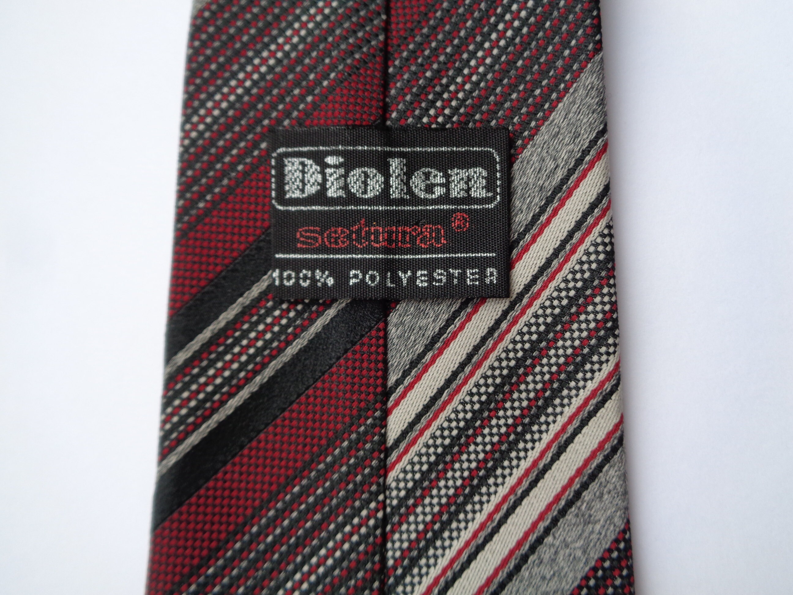 70s Vintage Necktie; Setura Diolen Necktie; Burgundy, Black