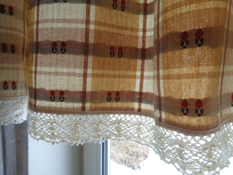 Swedish Vintage Curtain Valance H19x W104 Sand /& Beige Woven Cotton Valance; Checkered Curtain with Tiny Tulips; Rustic Home Decor