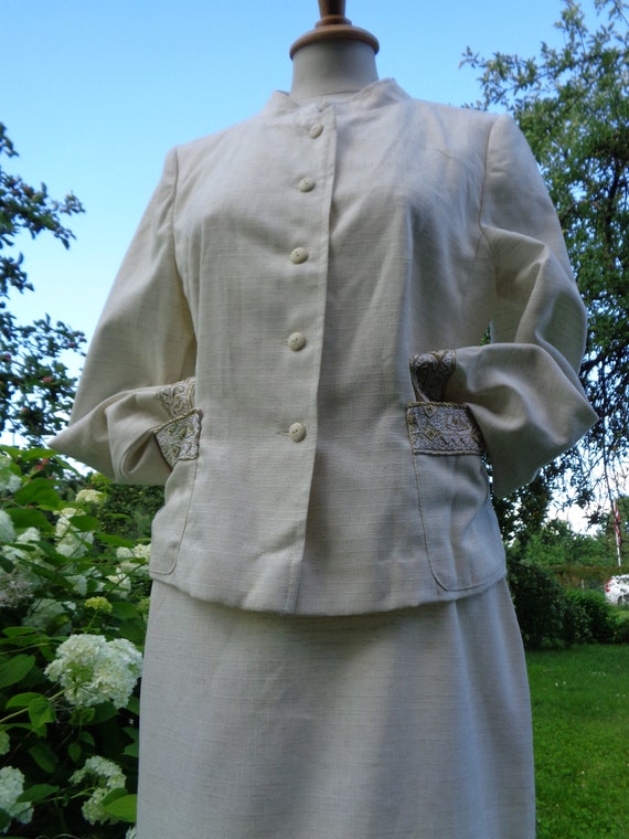 OOAK Vintage Tailored Suit Dress; Sand Color Suit UK 10 / US 6 / Eur 38; Pencil Skirt & Long Sleeve Jacket Accented with Embroidered Ribbons