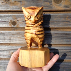 Vintage hand carved wood owl H7&quot;/ 17cm; Natural wood figurine; Carved wood decor