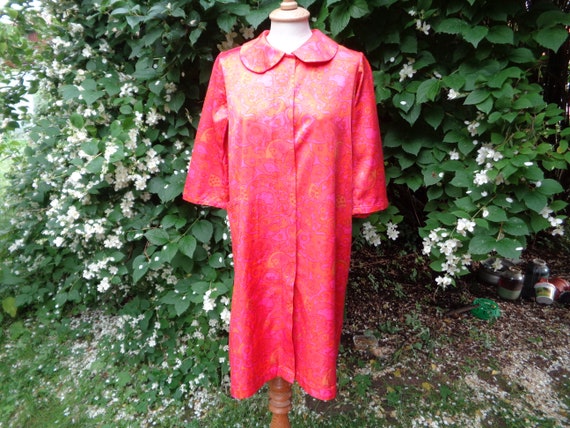 True 60s Vintage Robe; Vivid Pink Red Orange Robe… - image 2