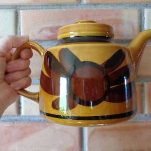 Swedish vintage teapot; Rorstrand Sweden TUNA VDN F555 Hand painted large ceramic teapot volume ~1.5L