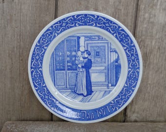 Rörstrand Sweden Vintage Plate MORS DAG 1971 Porcelain Plate Wall Decor; Swedish Vintage Blue & White 8"/ 21cm Wall Plate; Mother's Day Gift