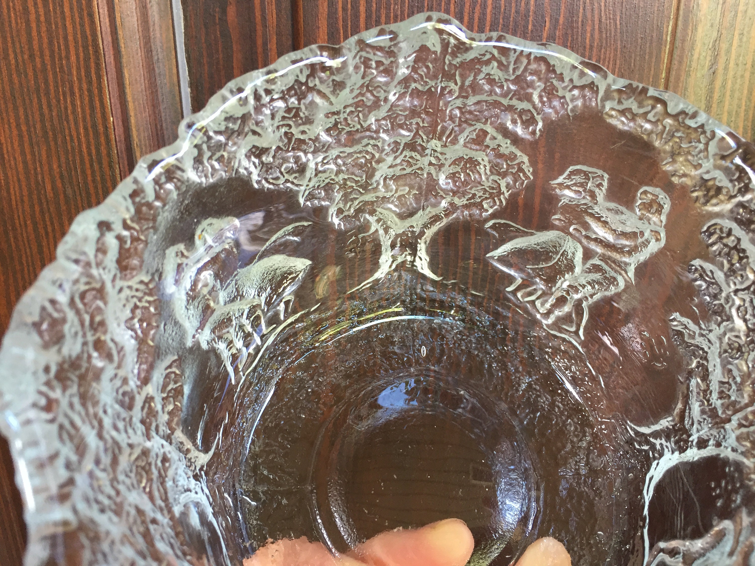 スウェーデンのヴィンテージ Kosta Boda Rhapsody ガラスボウル 直径約