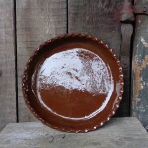 Vintage Pottery Rustic Bowl; 9" (23 cm) Large Vintage Ceramic Bowl; Dark Brown Glazed Serving Plate / Fruit Bowl; Studio Pottery