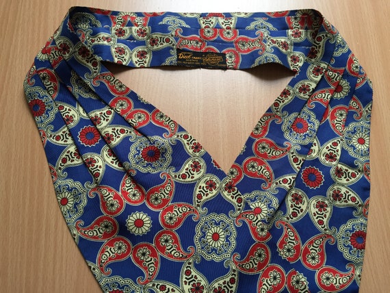 Celanese Cravat scarf with Paisley Print from Dic… - image 6