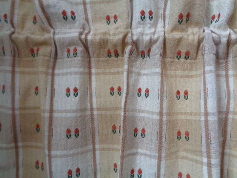 Swedish Vintage Curtain Valance H19x W104 Sand /& Beige Woven Cotton Valance; Checkered Curtain with Tiny Tulips; Rustic Home Decor