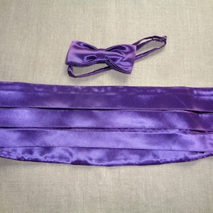 Vintage Handmade Cummerbund & Bow Tie; Solid Purple waist band for 31&quot;-35&quot; and bow tie