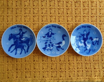 1973 Mors Dag Blue Vintage Collectible Plate - Etsy