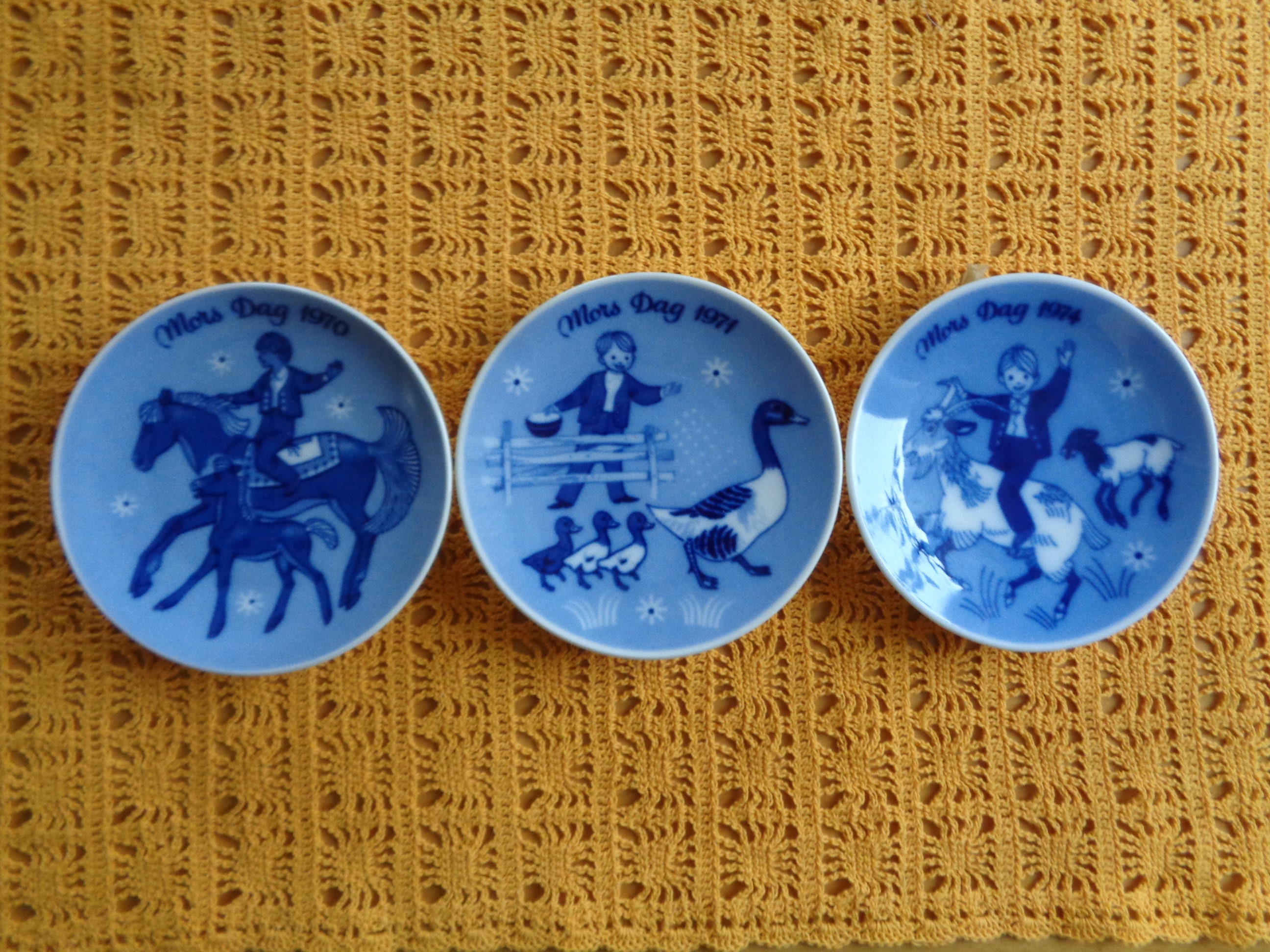   Mors Dag 1973 プレート5枚セット Norwegian Vintage Porsgrunds Porcelain Mother's Day Plate, 13cm