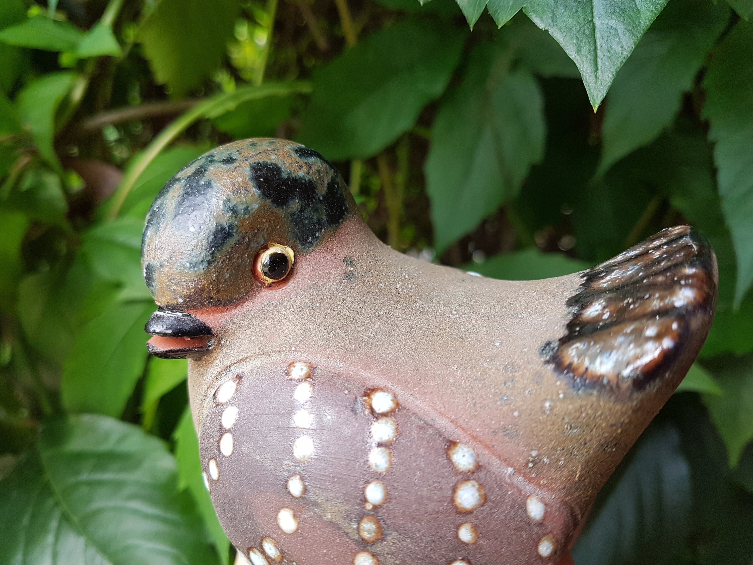 Nittsjo Sweden Thomas Hellström Ceramic Bird H3