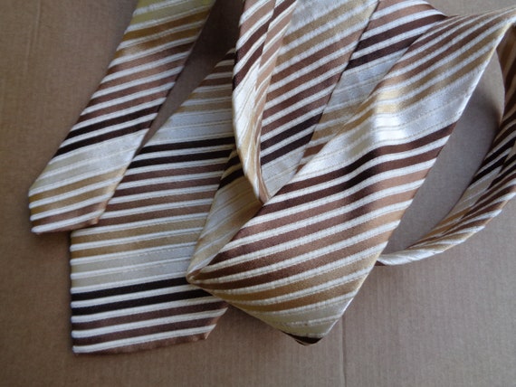 Latte Striped Silk Necktie Latte Striped Silk Necktie