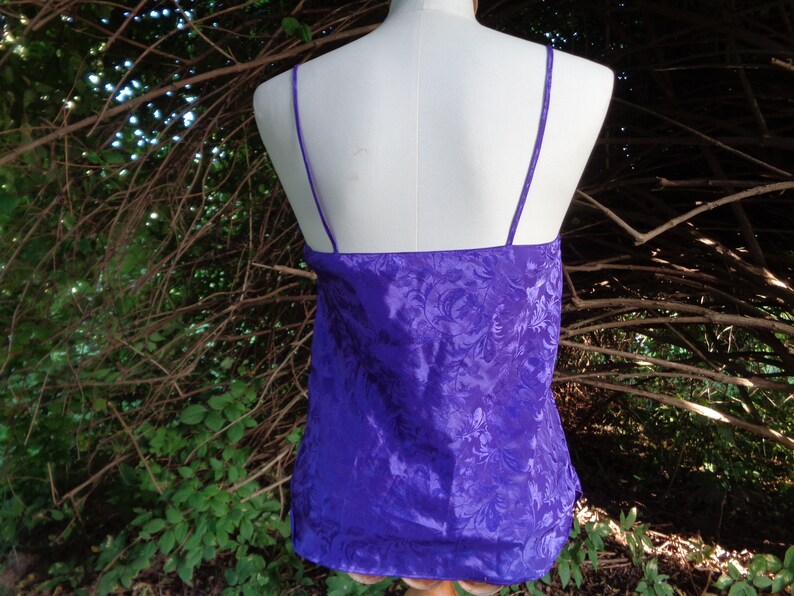 Vintage strap top size XS, Vivid purple spaghetti strap top Pit to pit 16/ 41cm image 3