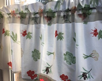 H19"x W86" Vintage Kitchen Curtain with Vegetable Print