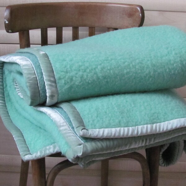Vintage Zoeppritz Wool Blanket; Woolen Blanket; Mint Geen Zoeppritz Decke; Pure New Wool Blanket; Reversible Wool Blanket; German Vintage