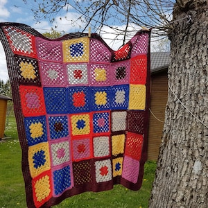 36&quot;x 36&quot; Vintage Hand Crochet Throw; Multicolor Granny Square crochet cover, Small Afghan throw