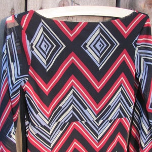 Vintage dress 100% Nylon stretchy mesh mini dress, Black / Red / Gray geometric pattern empire waist dress size S /UK 10 / US 6
