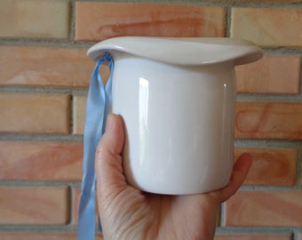 Ceramica vintage svedese, fioriera in gres H4.5 "/ 12 cm, diametro ~ 4 "/ 11 cm; Cappello Forma Bianco Vaso in Ceramica Smaltata; Gabriel Svezia Fioriera