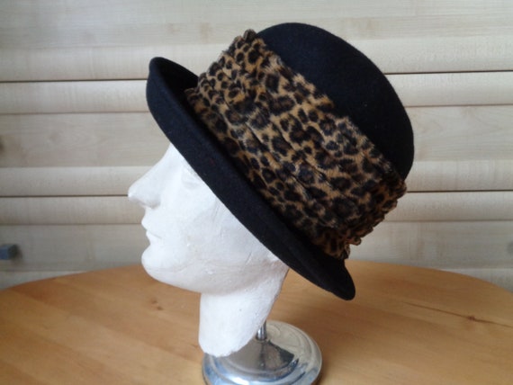 VTG Black Felt Hat with Leopard trim Betmar Black and Leopard Trim Hat with Tag 100% Wool Felt  main image 3