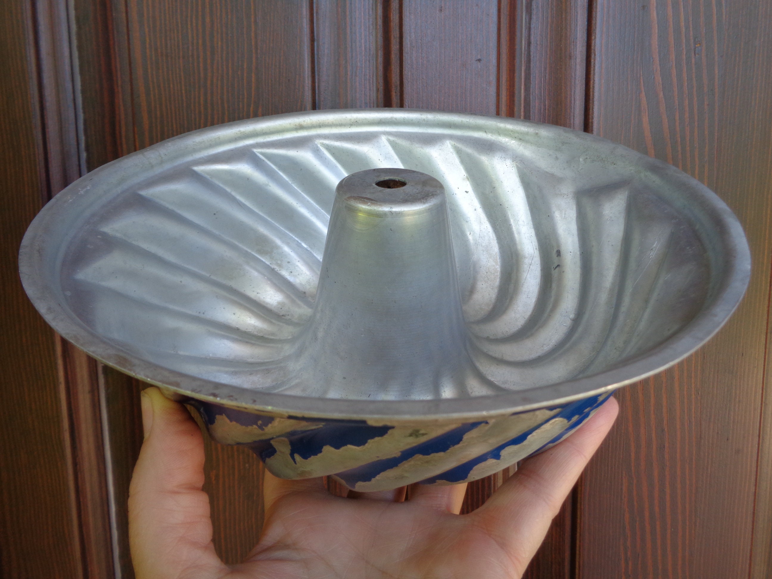 Vintage Aluminum Cooking Mold Dia ~9
