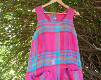 Vintage linen tunic size S/M by AINO Finland. Hot pink & Turquoise sleeveless tunic / super mini dress L32"/ 81cm