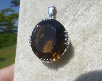 SMOKEY QUARTZ PENDANT