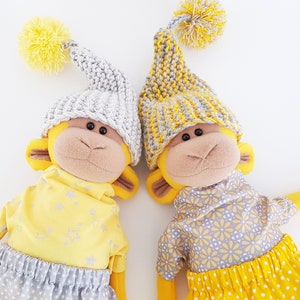 Set 2 monkeys, Stuffed monkey toy,  monkey plush toy, stuffed toys, Stuffed animals toy, baby gift, home decor Gift for Christmas