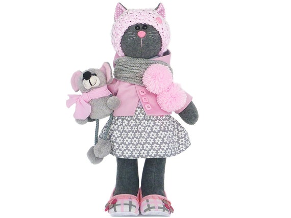small stuffed cat