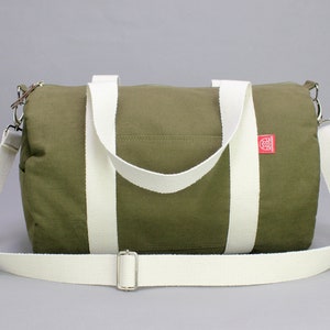 Groene canvas plunjezak, wasbare plunjezak, reistas, draagtas, weekendtas, ronde tas, cirkelvormige plunjezak, fitness-yogatas