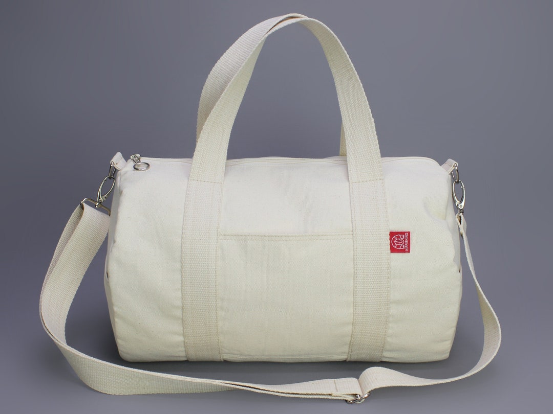 ★LEE★ Cotton Duffel Bag Ivory Amazon.com | Lee Quilted Travel Duffel Bag for Women, Large