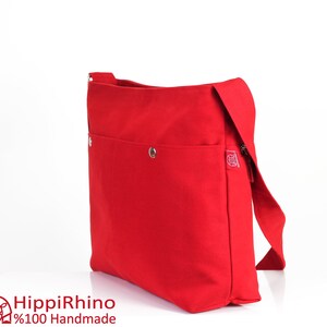 Dark Brown Cotton Canvas Messenger Bag Bolso Mensajero Lona Algodon Marron Oscuro Dunkelbraune Baumwoll Canvas Umhängetasche Sac Messager Toile Coton Marron Fonce Borsa Messenger Tela Cotone Marrone Scuro Donkerbruine Katoenen Canvas Schoudertas Bolsa Carteiro Lona Algodao Marrom Escuro 深棕色棉帆布邮差包 ダークブラウン綿キャンバスメッセンジャーバッグ 다크브라운 코튼 캔버스 메신저백 गहरा भूरा सूती कैनवास बैग حقيبة ساعي بريد قماش قطني بني غامق