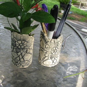 2 pencil holders/bud vases/desk accessories/pen organizer/desk organizer/lacey vase/black design/flower vase/home office gift/home desk cup