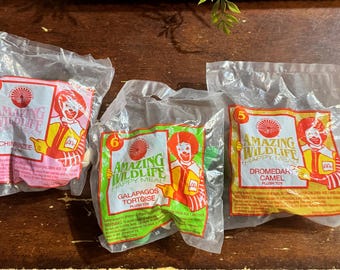 Vintage McDonald's Amazing Wildlife Plush Happy Meal Toys