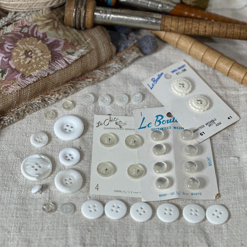 Vintage Collection of Red White and Blue Buttons~ - Etsy