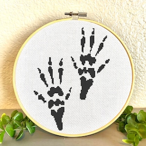 Rat Paw Print - Cute Rat Cross Stitch Pattern, Easy Cross-Stitch for Beginners and Rat Lovers