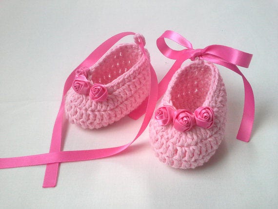 Crochet Baby Booties pattern PDF file tutorial pink baby | Etsy