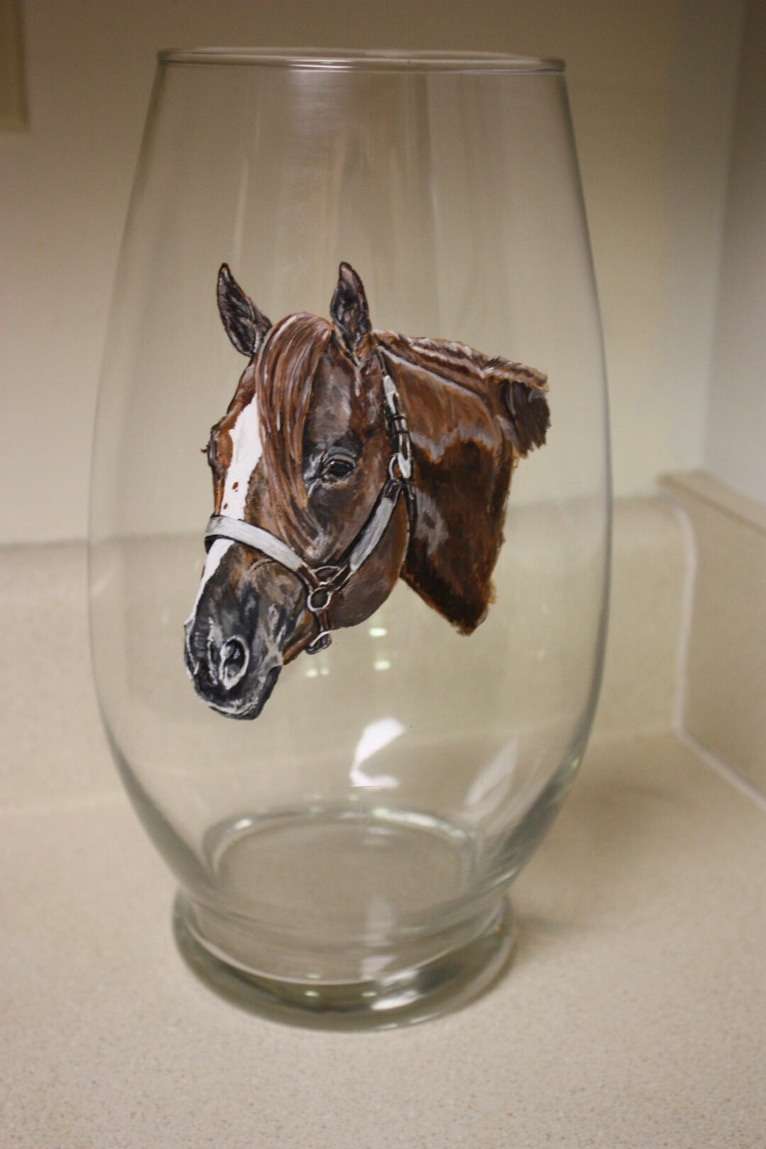 Horse Vase in Amber 500 ex main image 1
