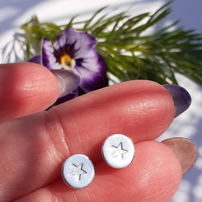 Star studs sterling silver star earrings  small silver image 1