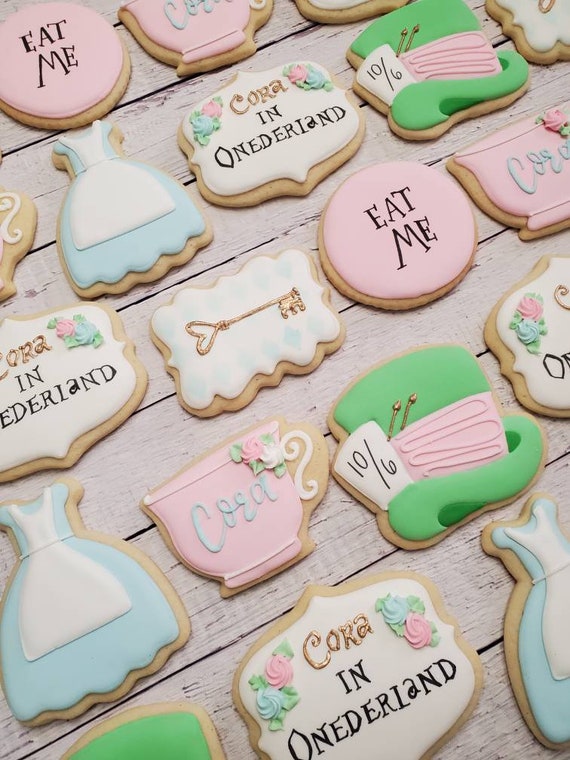 Alice in Onederland Cookies: First Birthday Party Favors