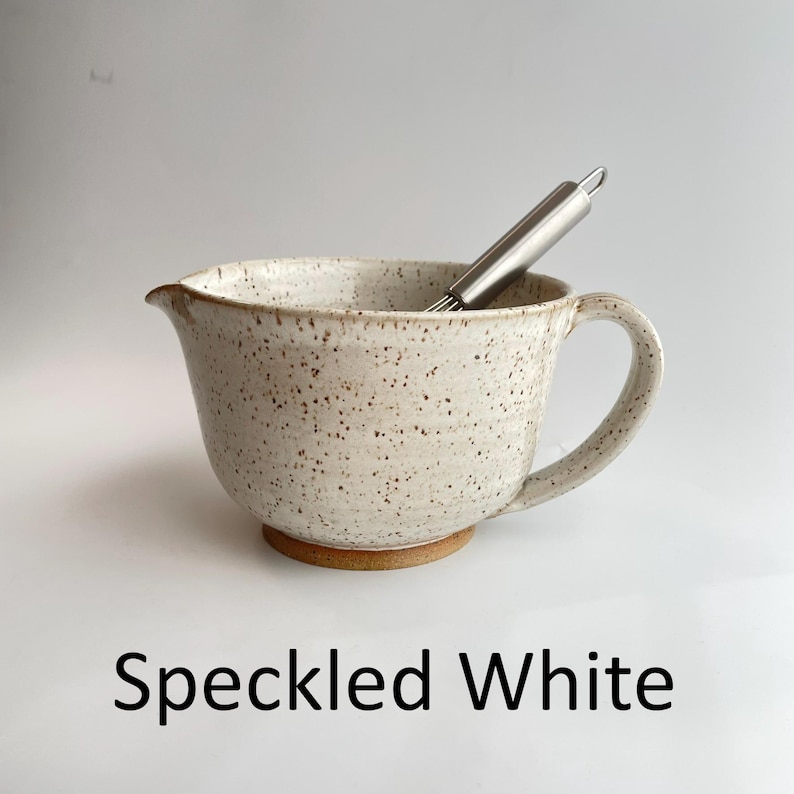 Tigela de cerâmica artesanal para massa com batedor, tigela para misturar na cozinha Speckled White